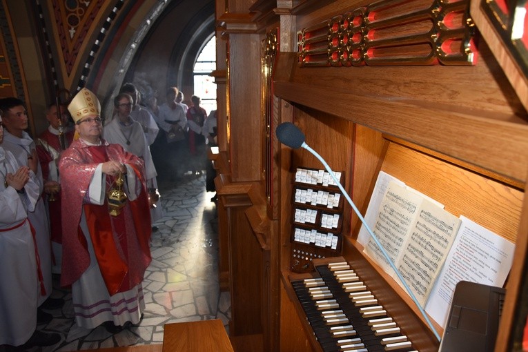 Poświęcenie nowych organów w ludźmierskiej bazylice