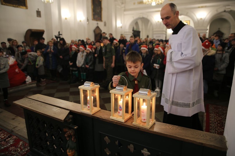 Przekazanie Światełka Betlejemskiego