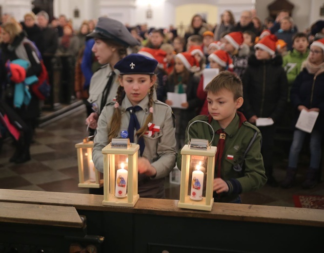 Przekazanie Światełka Betlejemskiego