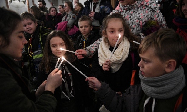 Światło z Betlejem już w Polsce