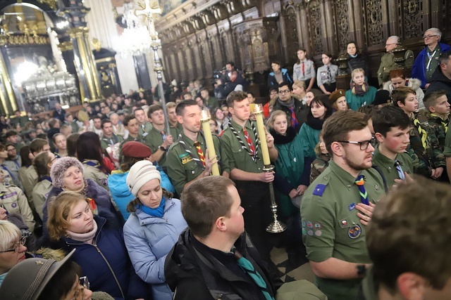 Przekazanie Betlejemskiego Światła Pokoju