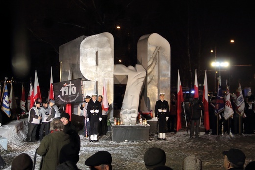Poranne uroczystości Grudnia '70 w Gdyni