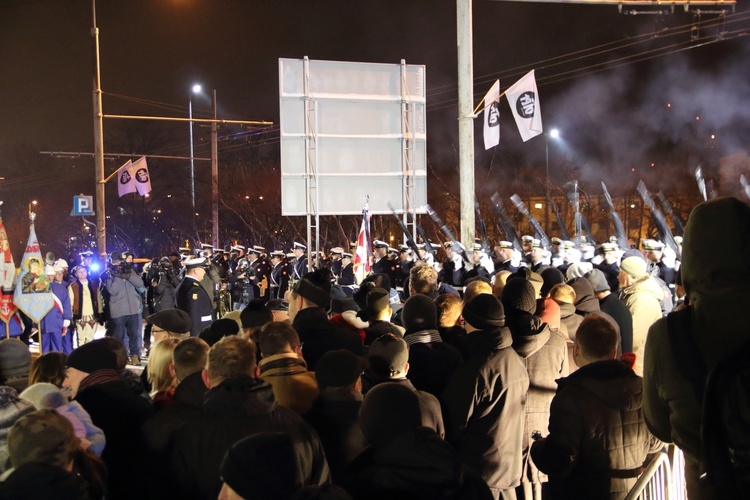 Poranne uroczystości Grudnia '70 w Gdyni