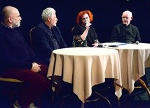 ▲	Po projekcji odbyła się debata, którą poprowadziła Renata Metzger.