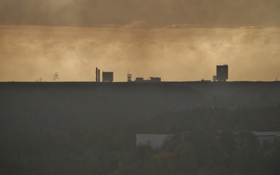 Rybnik. Nie ustaje walka ze smogiem. W planach likwidacja prawie tysiąca kopciuchów i termomodernizacja