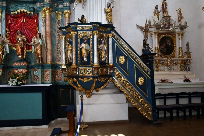 Sanktuarium Matki Bożej Bolesnej w Skrzatuszu