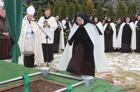 Karmel pożegnał s. Krystynę od Krzyża