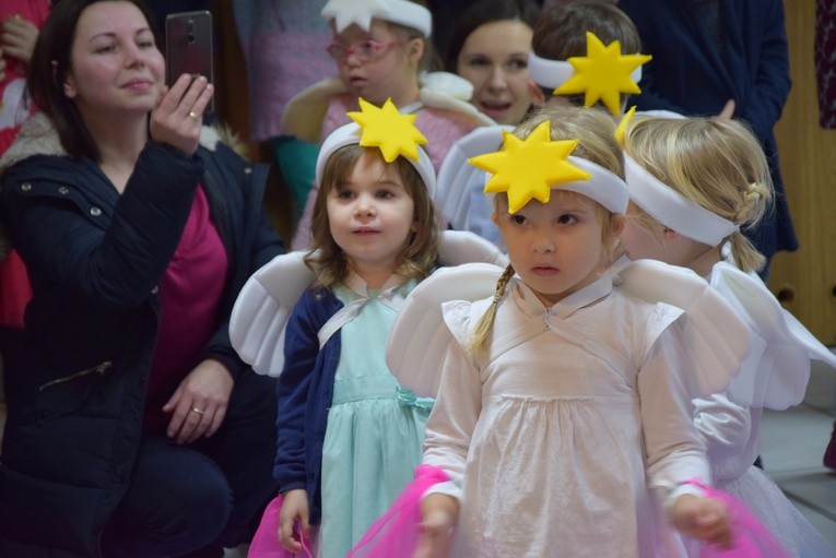 Jasełka w Przedszkolu Świętej Rodziny w Skierniewicach