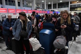 Londyńskie lotnisko Gatwick znów otwarte