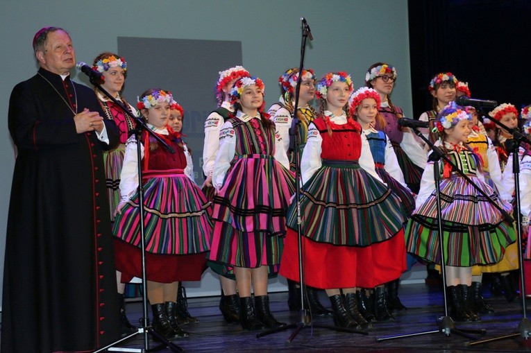 Grand Prix wręczył bp Henryk Tomasik