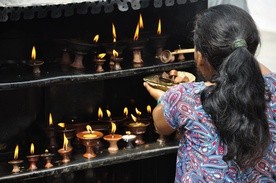 Nepal: dwie zakonnice nadal w więzieniu