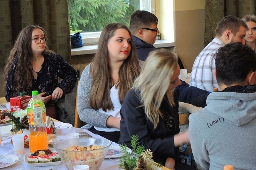 Wigilijne spotkanie w bielskim liceum COR