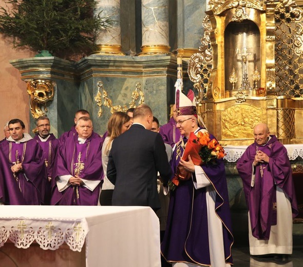 Konsekracja ołtarza w kościele św. Piotra w Lublinie