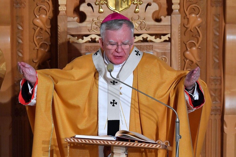 Abp Marek Jędraszewski na Krzeptówkach