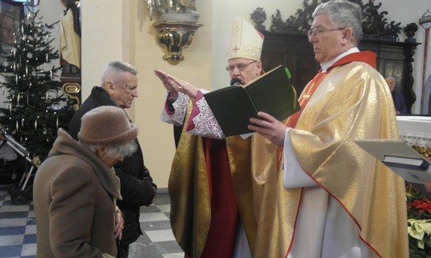 Kamienne gody w świątecznym klimacie