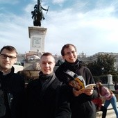 Taizé w Madrycie z wrocławskimi klerykami