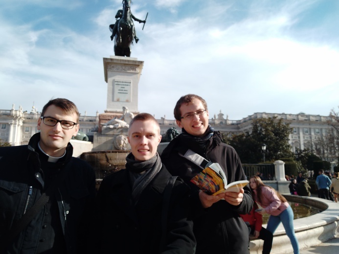 Taizé w Madrycie z wrocławskimi klerykami