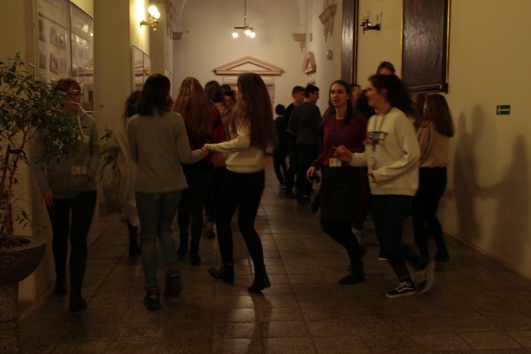 Rekolekcje sylwestrowe dla młodzieży w Henrykowie (dzień 1)