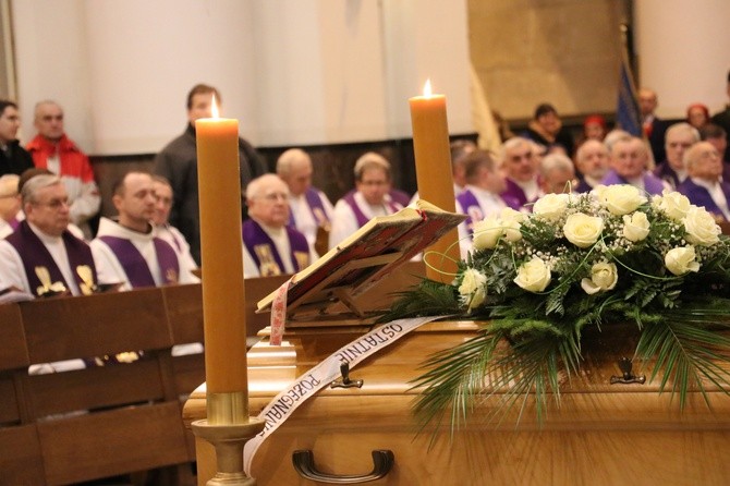 Pożegnanie bp. Gerarda Bernackiego, Eucharystia