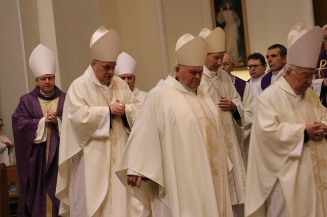 Pożegnanie bp. Gerarda Bernackiego, Eucharystia