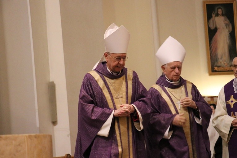 Pożegnanie bp. Gerarda Bernackiego, Eucharystia