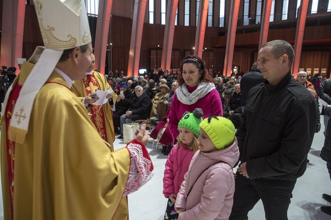 W zdrowiu i w chorobie. Jubileusze małżeńskie w Świątyni Opatrzności Bożej