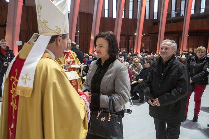 W zdrowiu i w chorobie. Jubileusze małżeńskie w Świątyni Opatrzności Bożej