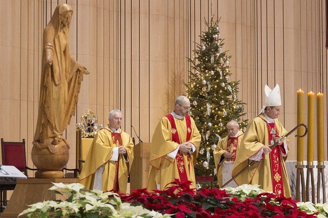 W zdrowiu i w chorobie. Jubileusze małżeńskie w Świątyni Opatrzności Bożej