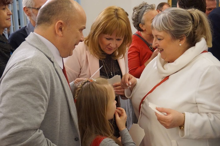 Święto Świętej Rodziny - spotkanie rodzin z biskupem Ignacym Decem