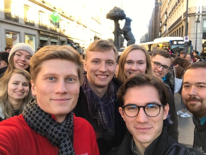 Taize Madryt - niedziela