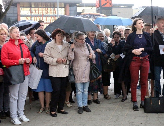 W marcu w Radomiu odbył się pierwszy publiczny Różaniec w intencji nienarodzonych