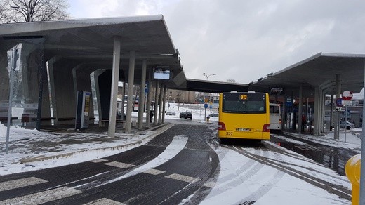 Centrum Przesiadkowe "Ligota" z parkingiem 