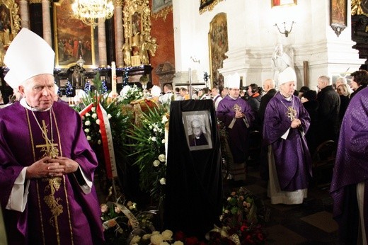 Pogrzeb bp. Tadeusza Pieronka 