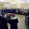 Po nabożeństwie i konferencji w kaplicy przyszedł czas na życzenia w seminaryjnym refektarzu