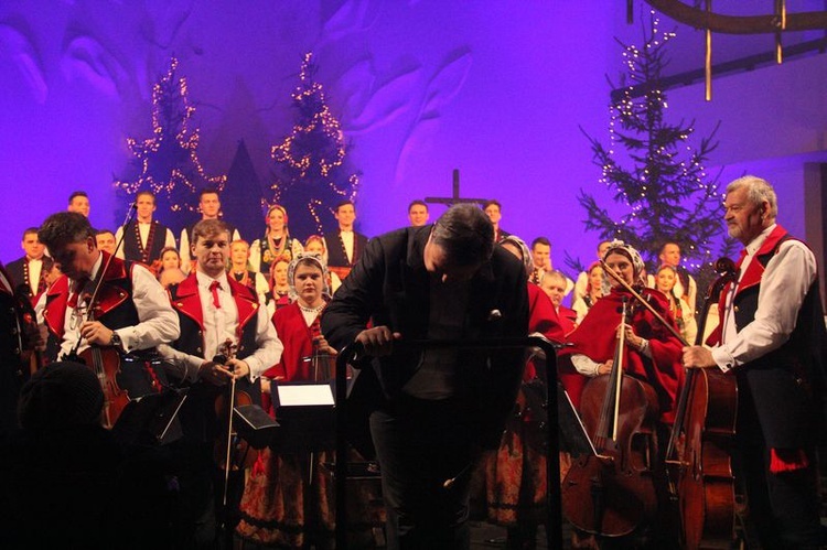 Charytatywny koncert "Mazowsza" w parafii Matki Bożej Królowej Polski w Lublinie