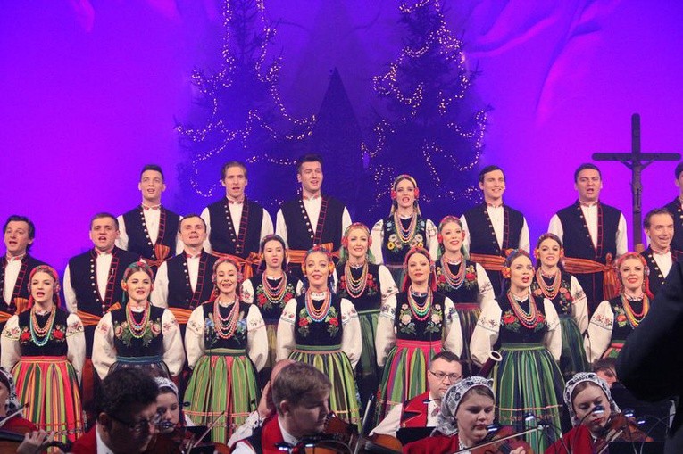 Charytatywny koncert "Mazowsza" w parafii Matki Bożej Królowej Polski w Lublinie