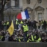 Rzecznik francuskiego rządu ewakuowany z biura, gdzie wdarły się "żółte kamizelki"