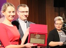 Dziennikarka Radia Plus Małgorzata Oroń zdobyła statuetkę w kategorii "Dziennikarz"