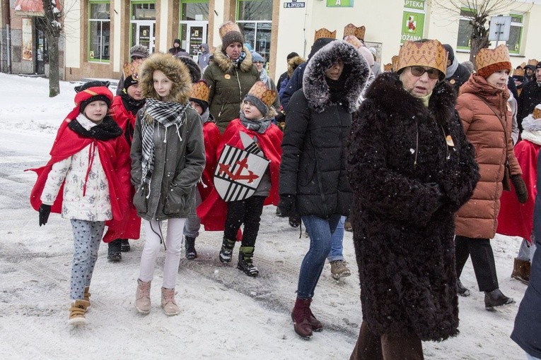 Orszak w Nowej Dębie