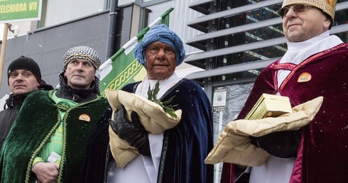 Ze świata trzech stron