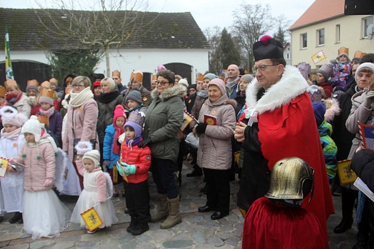 Orszak w Chobieni