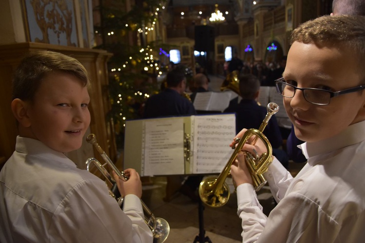 Koncert orkiestry dętej w Czarnym Dunajcu 