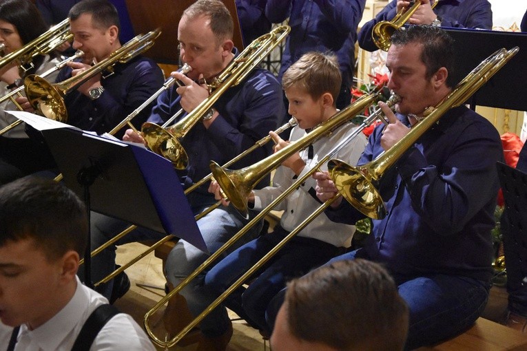 Koncert orkiestry dętej w Czarnym Dunajcu 