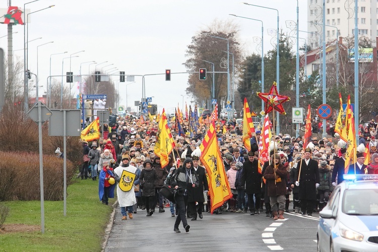 Tysiące "mędrców"