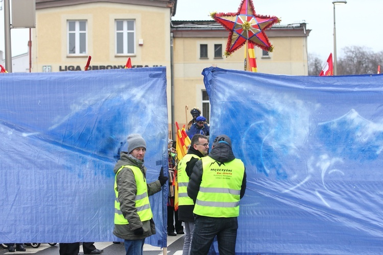 Tysiące "mędrców"