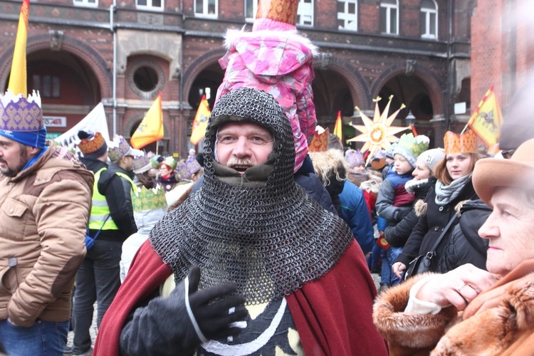 Orszak, książę oraz niedziela