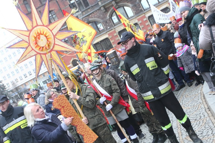 Orszak, książę oraz niedziela