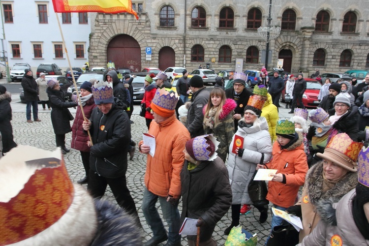 Orszak, książę oraz niedziela