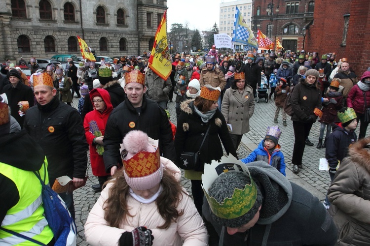 Orszak, książę oraz niedziela