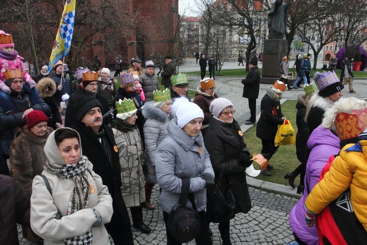 Orszak, książę oraz niedziela